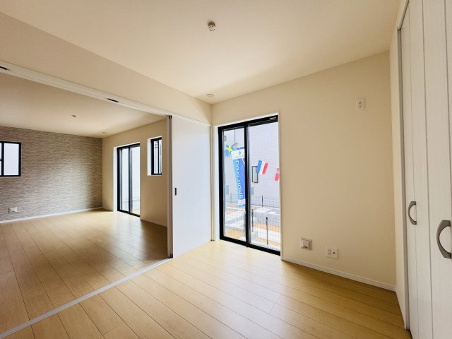 松戸市八ヶ崎7丁目新築戸建【八ヶ崎小学校:4分】の洋室|1F4.5帖洋室