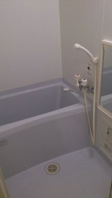 ドルチェ原弐番館の浴室