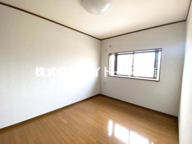 楽市田中アパートの居間・リビング