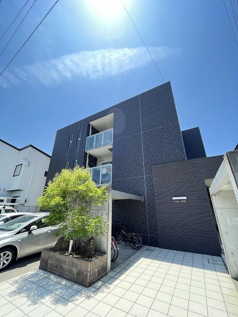 西宮市甲子園浜田町の賃貸マンション