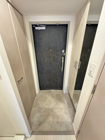 Alivis浪速東SoL TERRACEの玄関