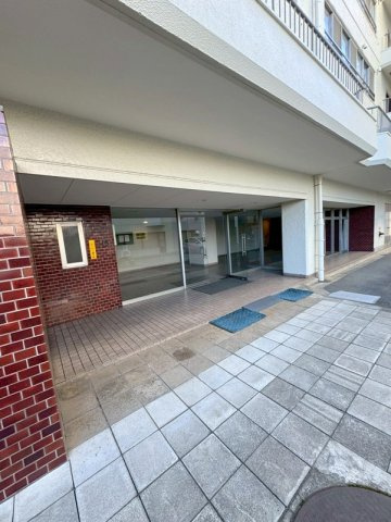 ハイツエバグリーン津田沼１号棟のエントランス|共用部・エントランス