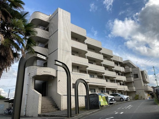 青梅市長淵４丁目の賃貸マンション