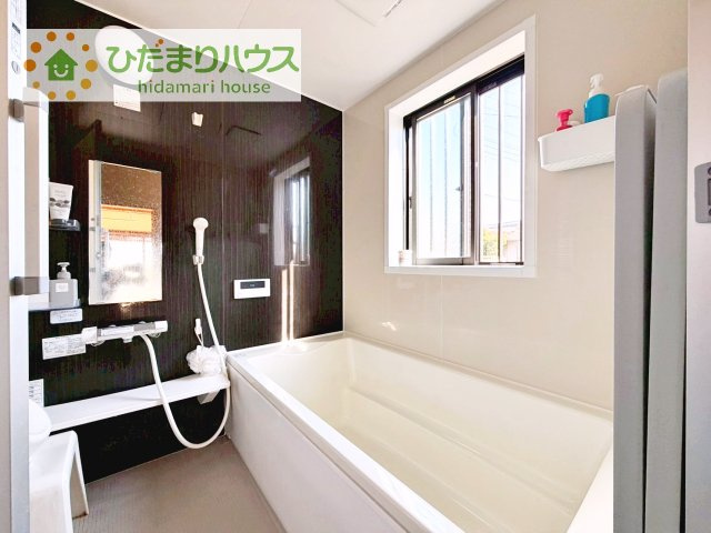 【浴室】 | つくば市今鹿島　中古戸建 | 足を伸ばしても十分に入れる広々お風呂！