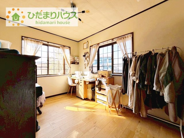 【洋室】 | つくば市今鹿島　中古戸建 | 1階の洋室は、お仕事部屋や書斎などにも使えます！