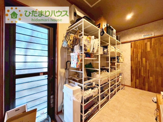 【収納】 | つくば市今鹿島　中古戸建 | 勝手口付きのパントリーで食品や日用品の保管も大量に可能です！
