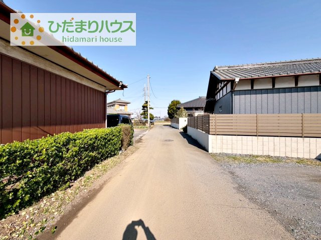 【前面道路含む現地写真】 | つくば市今鹿島　中古戸建 | 車通りも少なく静かな街並みです！