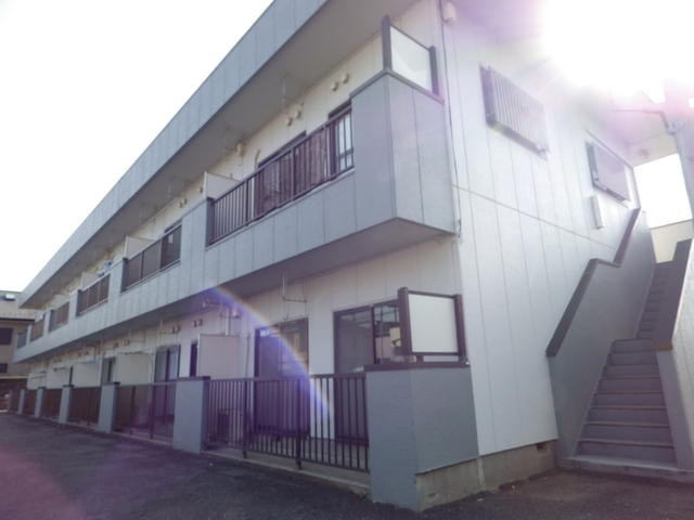 ベランダ側から見た外観です。