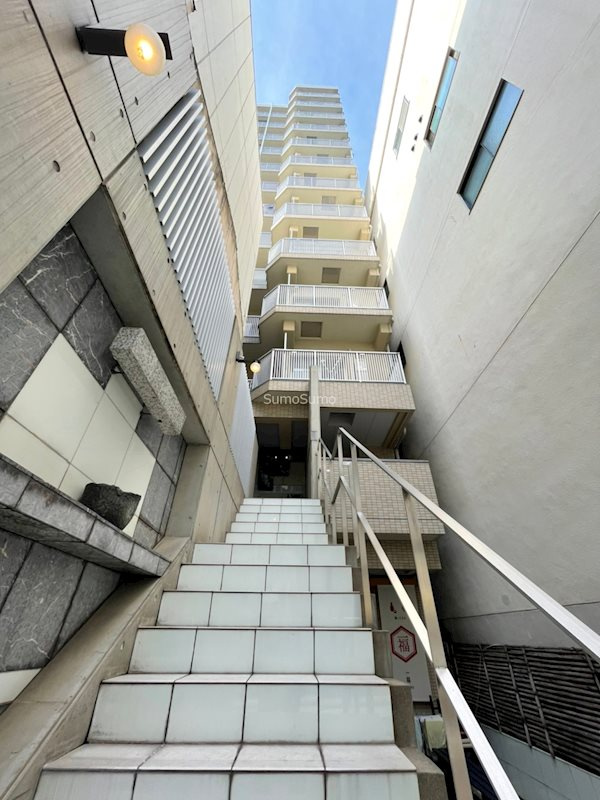 大阪市中央区谷町３丁目の賃貸マンション