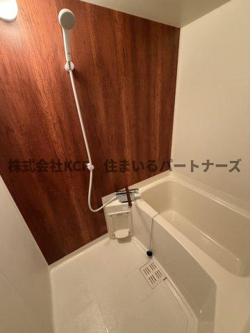 アドバンス弐番館の浴室|ゆったり過ごせるお風呂です