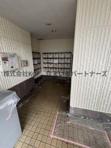 アドバンス弐番館のロビー|落ち着いたロビーです