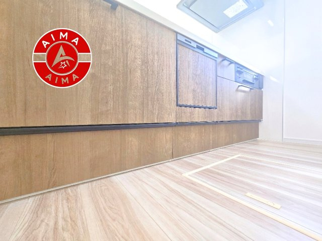 古賀市今の庄１丁目第5-2棟（1号棟）　の内観：施工例|ご家族を近くに感じられる対面キッチンのLDK。会話もはずみそうですね。