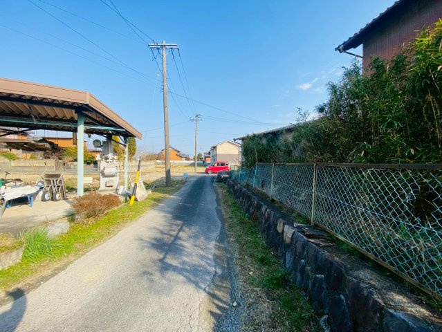 【商談中】売土地　大垣市上屋1丁目　217.99坪の前面道路含む現地写真