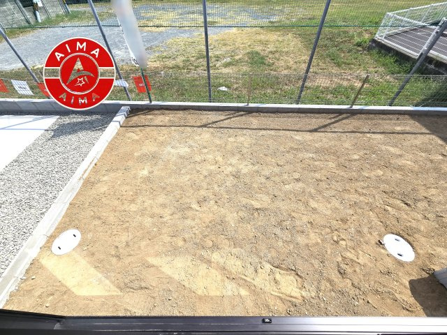 古賀市今の庄１丁目第5-2棟（2号棟）　のバルコニー|風をしっかりと感じられるバルコニーでは、毎日が洗濯日和です。広々としているので洗濯も楽しくなるでしょうし、気分転換にバルコニーからの眺めを楽しむのもいいでしょう。
