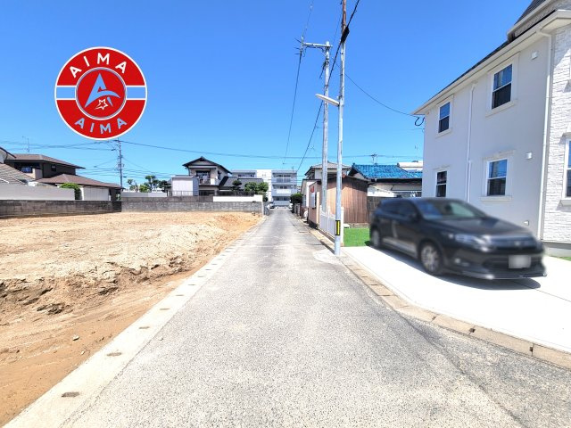 古賀市今の庄１丁目第5-2棟（2号棟）　の前面道路含む現地写真|前面道路です。