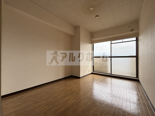 グランドール法善寺の洋室