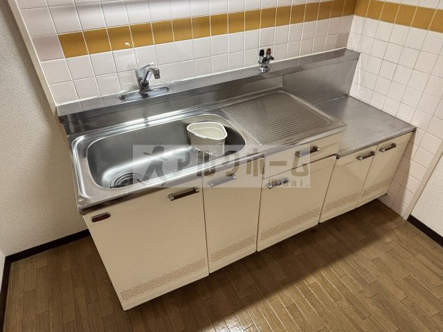 グランドール法善寺のキッチン