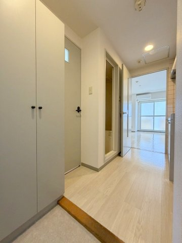 LA PRIMAVILLA地蔵通りの玄関