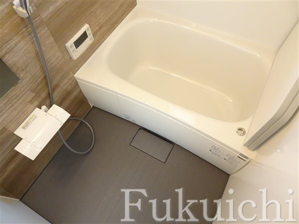 NOVAハイツの浴室