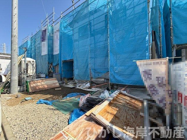平塚市御殿4丁目　新築戸建　全５棟の外観|4月18日撮影　工事中　駐車スペース