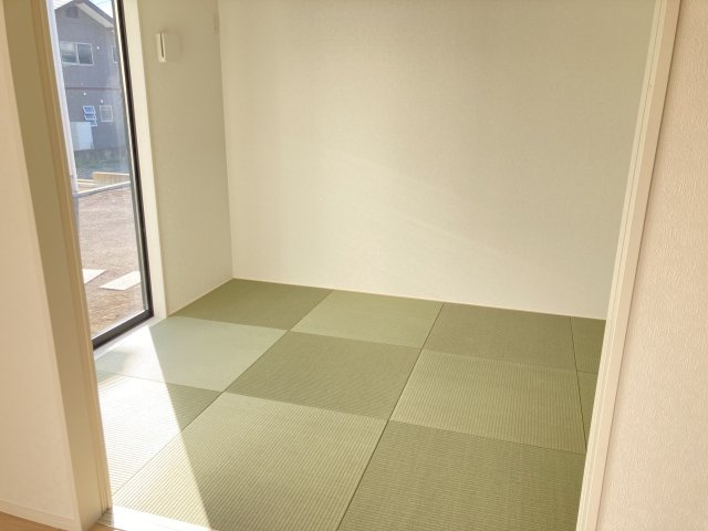 クレイドルガーデン前橋市青柳町第28　2号棟（平屋）の和室|広々６帖和室です。十分な広さがあるので客間としてもご利用頂けます。