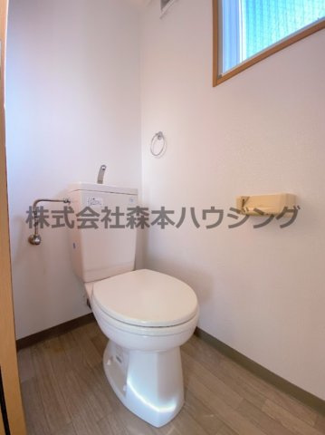 【トイレ】 | 　エスケーコーポラス | 落ち着いた色調のトイレです