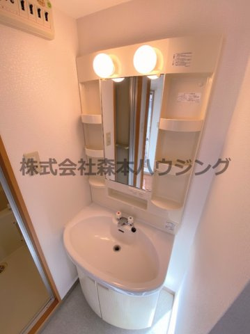 【独立洗面台】 | 　エスケーコーポラス | 独立洗面化粧台が付いています
