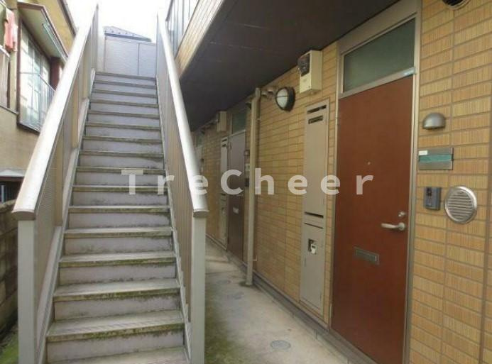 ソレイユ東山のエントランス
