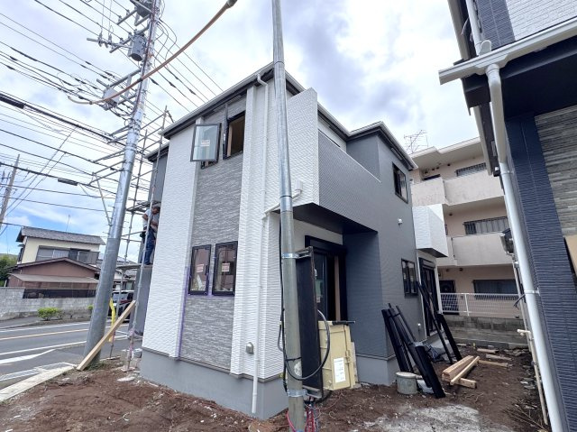 松戸市松戸新田新築戸建【寒風台小学校:10分】の外観|D号棟外観・6月23日撮影・もうすぐ完成！