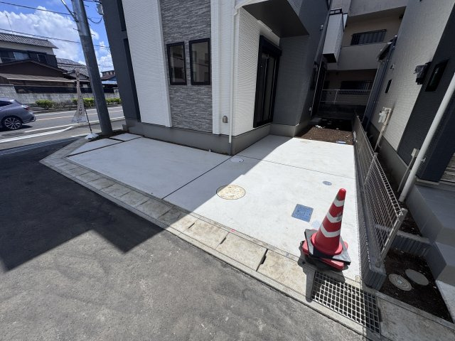 松戸市松戸新田新築戸建【寒風台小学校:10分】の駐車場|D号棟駐車スペース