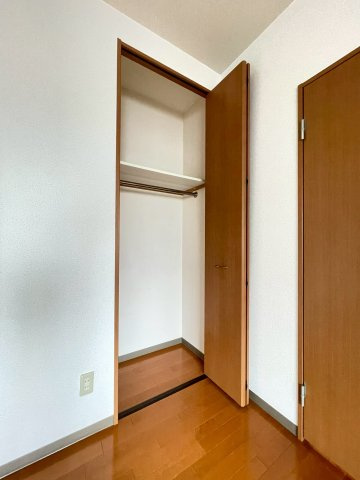 モナ ヴェイルの収納