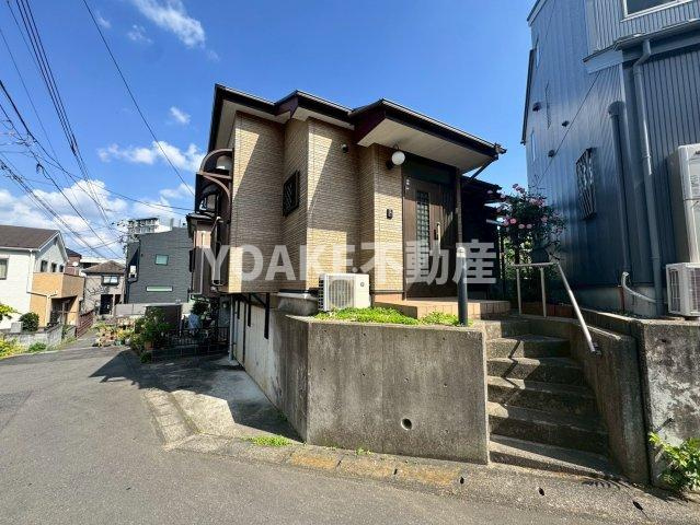海老名市柏ヶ谷２丁目戸建のエントランス