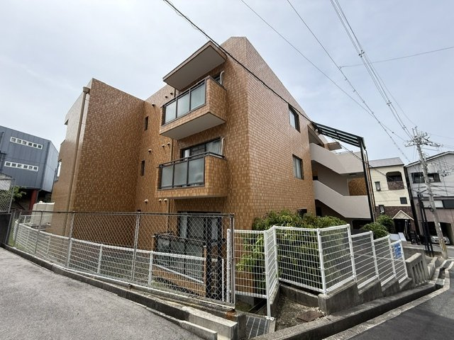 ファミーユ