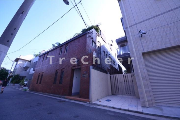 シャルム沢井の外観