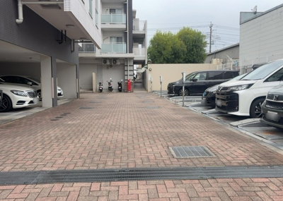 【駐輪場】 | レクセルガーデン相模原 | マンションの駐輪場は、事前に空きがあるか確認を取ると安心です。せっかく入居したのに駐輪スペースがない！なんてことになったら大変ですよね。そこで、内見時や購入前にはまず事前に確認しておくと良いでしょう。