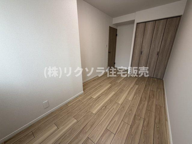 ライオンズマンション星田の寝室|洋室5.7帖
■物件内覧・資金計画相談・住宅ローン相談、リフォーム相談、お問合せ受付中■
※当日・翌日のご内覧、ご相談はお電話でのお問合せがスムーズです！