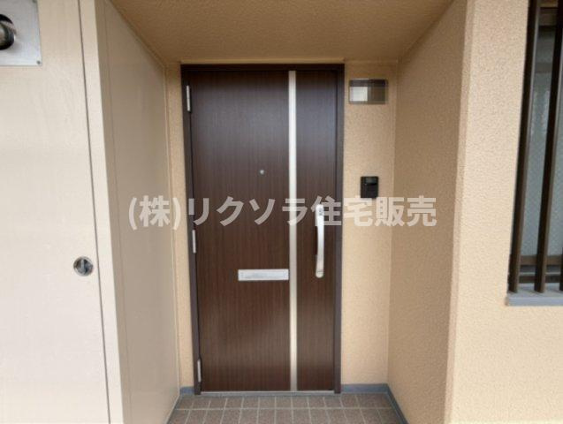 ライオンズマンション星田の玄関|■物件内覧・資金計画相談・住宅ローン相談、リフォーム相談、お問合せ受付中■
※当日・翌日のご内覧、ご相談はお電話でのお問合せがスムーズです！