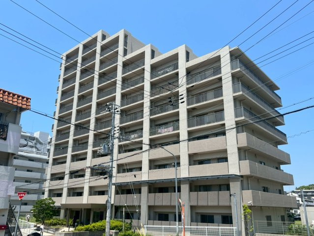 アプリーレ垂水の外観