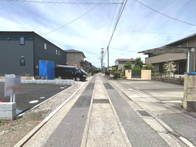 リーブルガーデン　一宮市萩原町第19　全3区画分譲の前面道路含む現地写真|「現地（2026年6月8日）撮影」　
■前面道路　
■ヤマダ不動産　株式会社リライフ