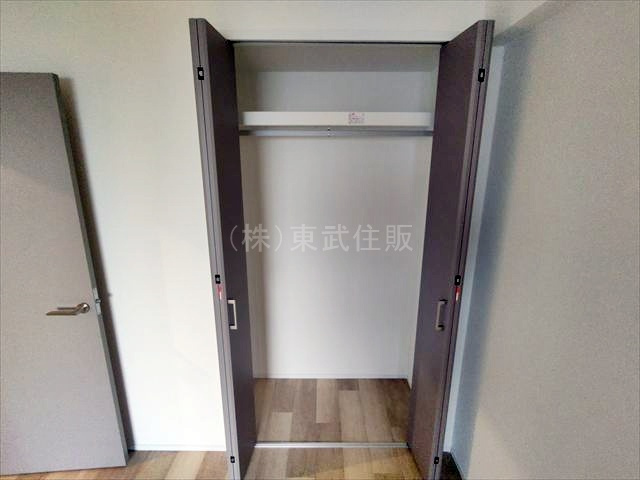 【収納】 | ルミナス鶴ヶ島 | 北西側6.0帖洋室の収納です