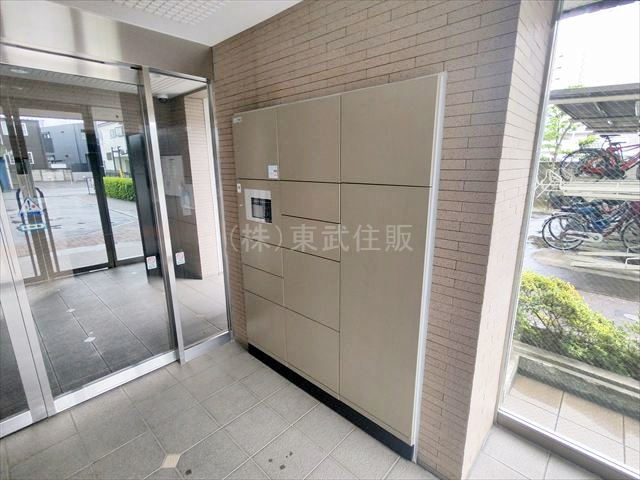【設備】 | ルミナス鶴ヶ島 | 留守でも安心の宅配ボックス付きです