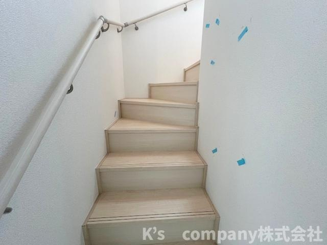 ◎茅ヶ崎市浜之郷　新築戸建のトイレ|換気のしやすい窓付きのトイレ◇