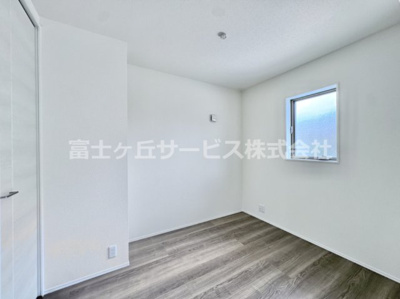【洋室】 | 豊橋市高師町 59-2期 新築一戸建て 1号棟 | 使い勝手のいい洋室です