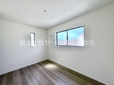 【洋室】 | 豊橋市高師町 59-2期 新築一戸建て 1号棟 | 個人の部屋や寝室として使える洋室です