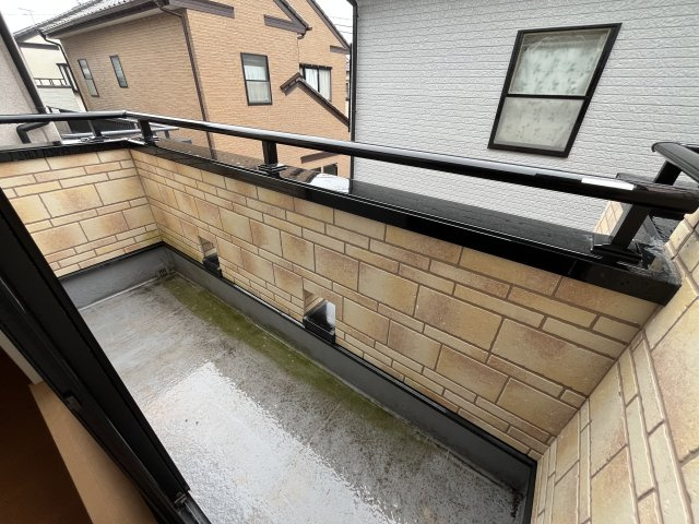 明石市大久保町西島　戸建のバルコニー