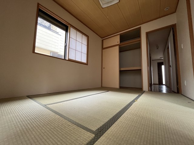 明石市大久保町西島　戸建の和室