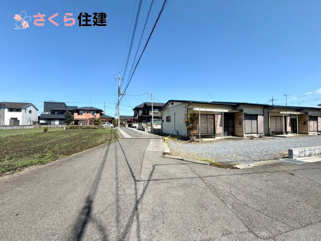 宇都宮市駒生一丁目　売地の前面道路含む現地写真|角地　前面道路西側4ｍ・南4ｍ