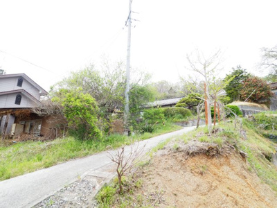 【前面道路含む現地写真】 | 中古戸建　福島市飯野町字向舘 | ★内覧予約で新米2kg★
