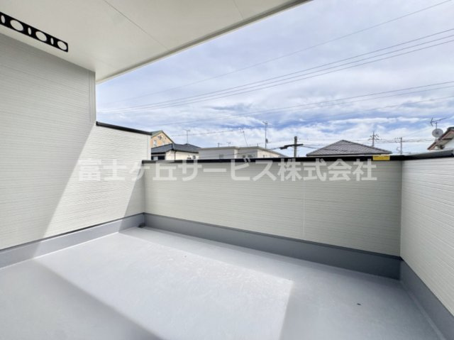 【バルコニー】 | 豊橋市高師町 59-2期 新築一戸建て 2号棟 | バルコニーがあります