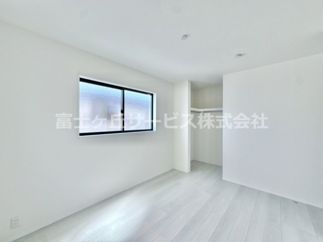 【子供部屋】 | 豊橋市高師町 59-2期 新築一戸建て 2号棟 | お子さんのお部屋にいかがでしょうか